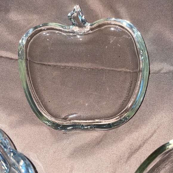 Bundle of 3 fruit Glass dishes/ trinket dishes/nut or candy dishes vinta… - Picture 3 of 9